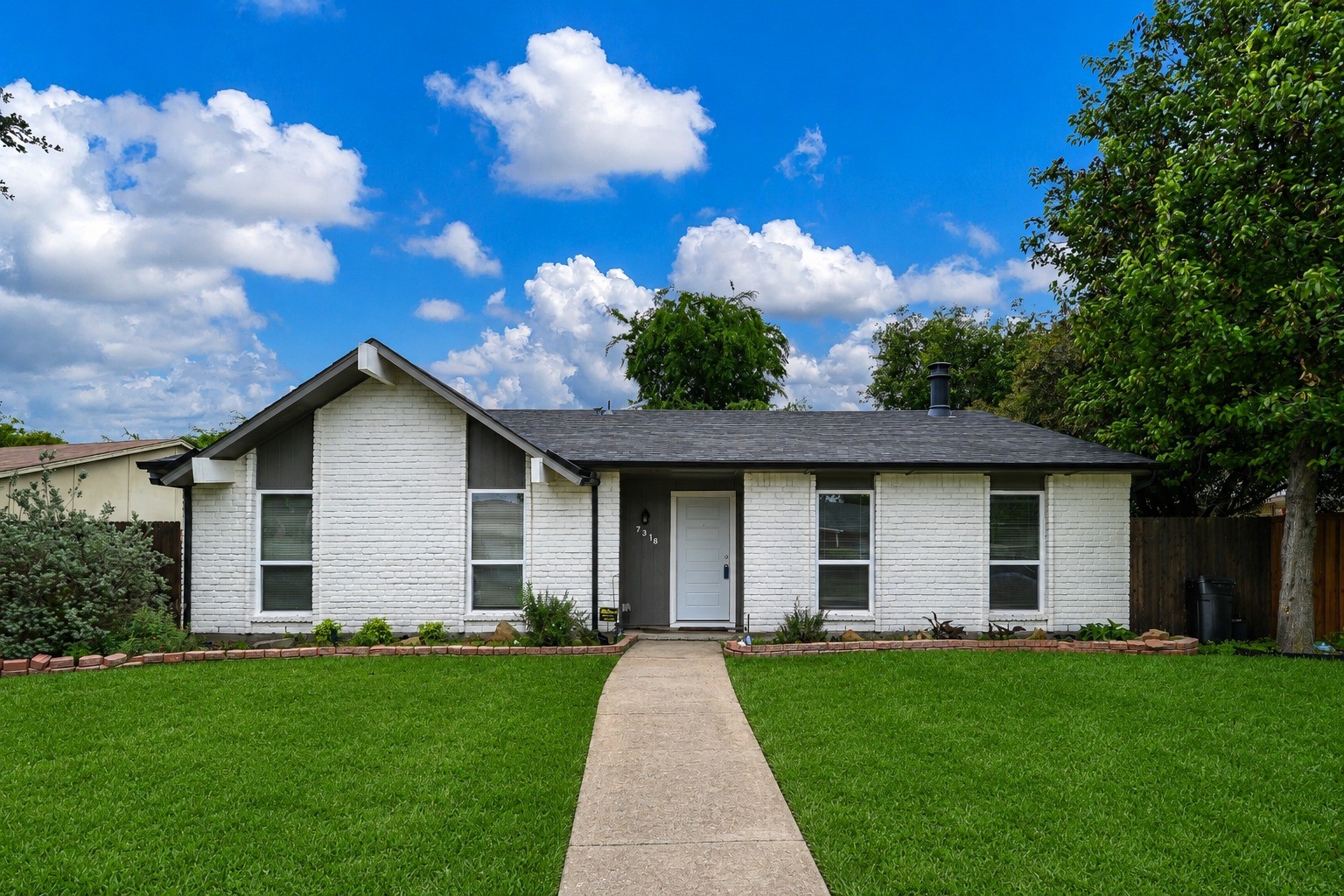 7318 Emory Oak Lane Dallas TX 75249