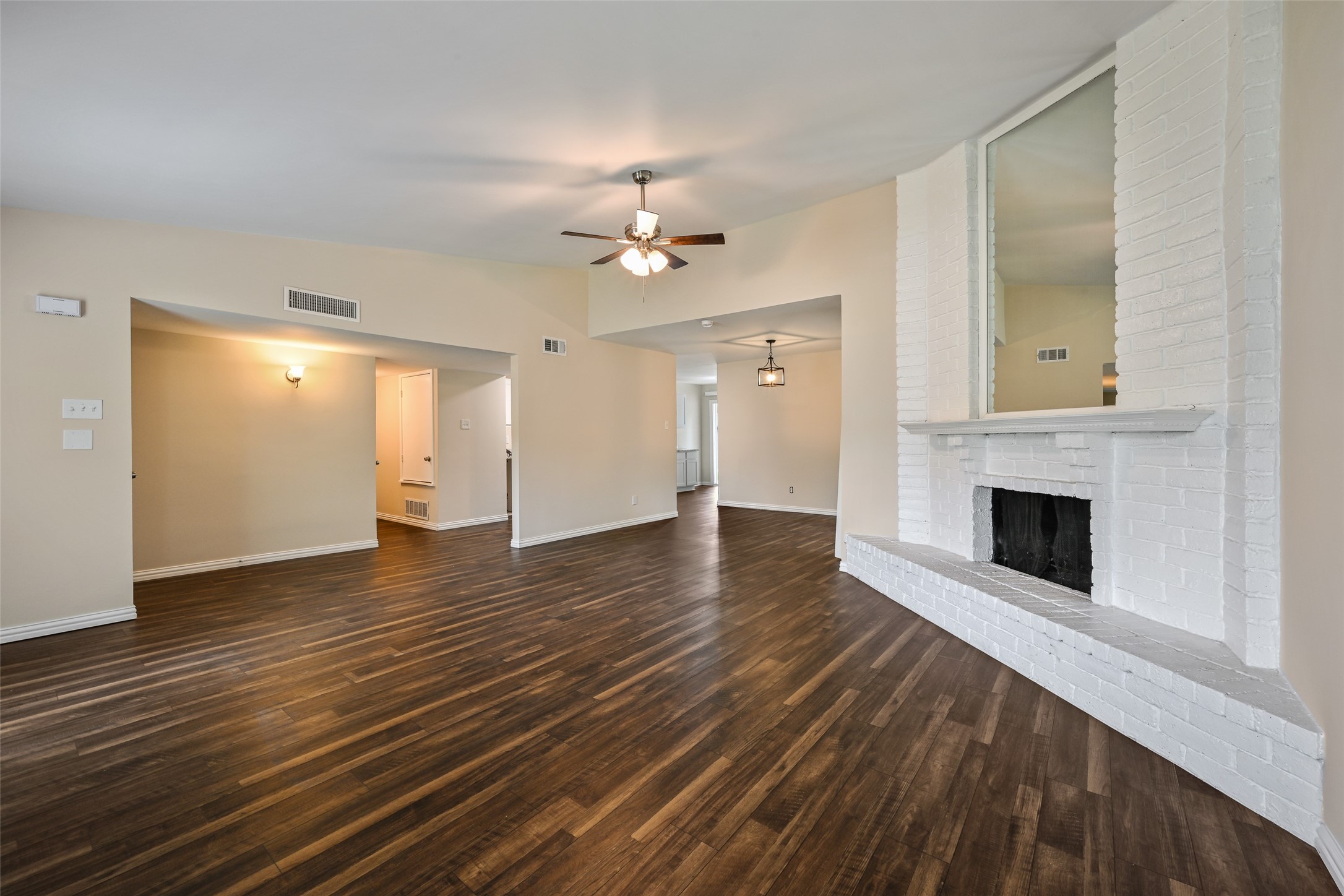 7318 Emory Oak Lane Dallas TX 75249