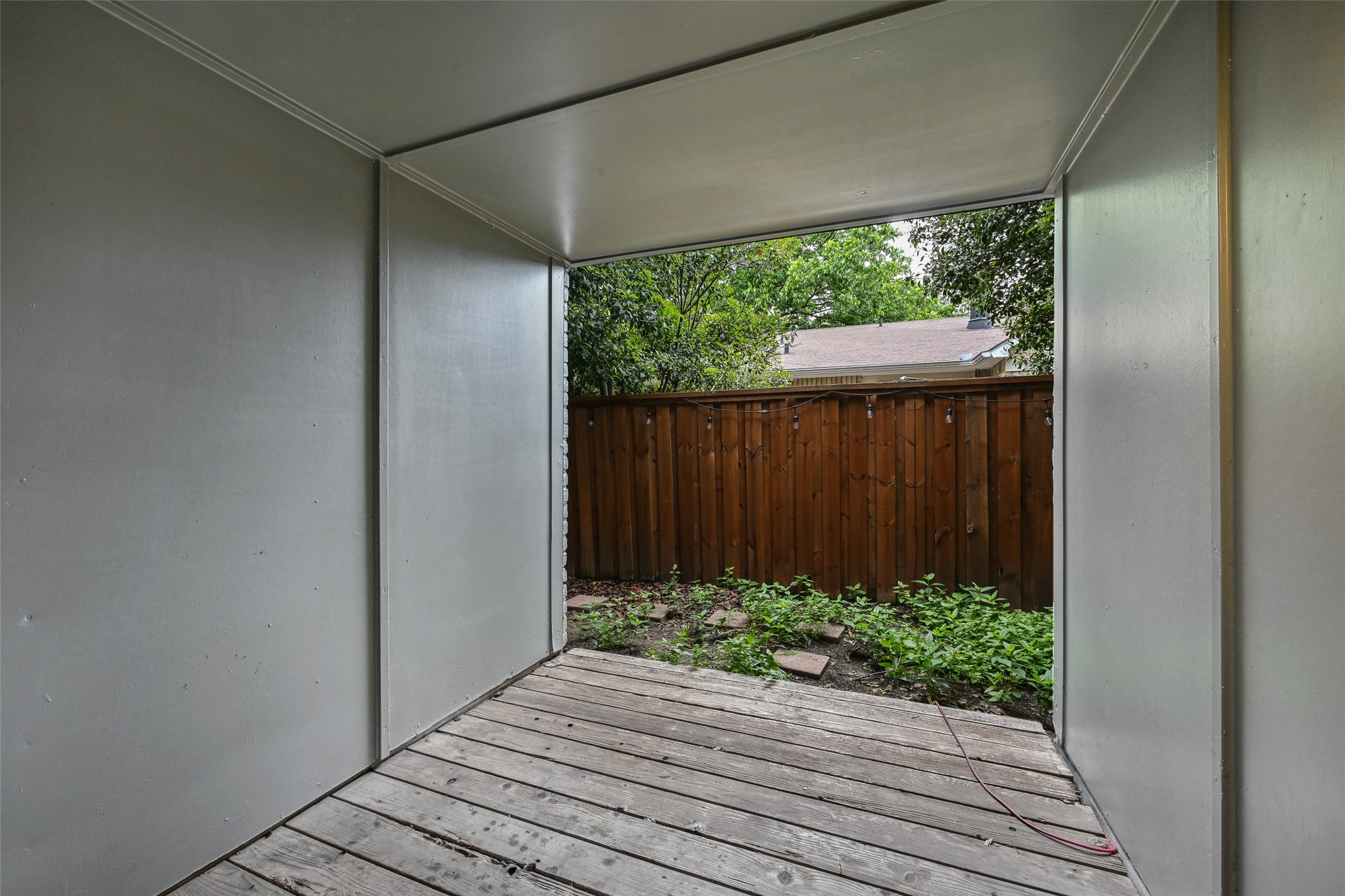7318 Emory Oak Lane Dallas TX 75249