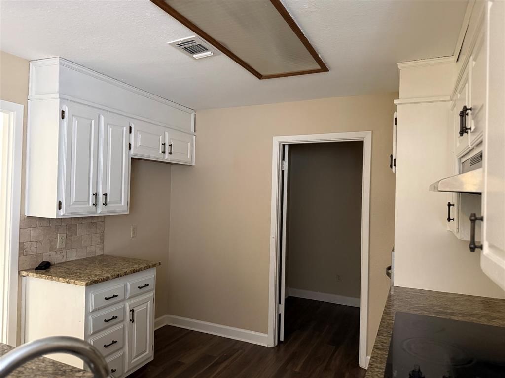 703 E Murco Drive Mineral Wells TX 76067