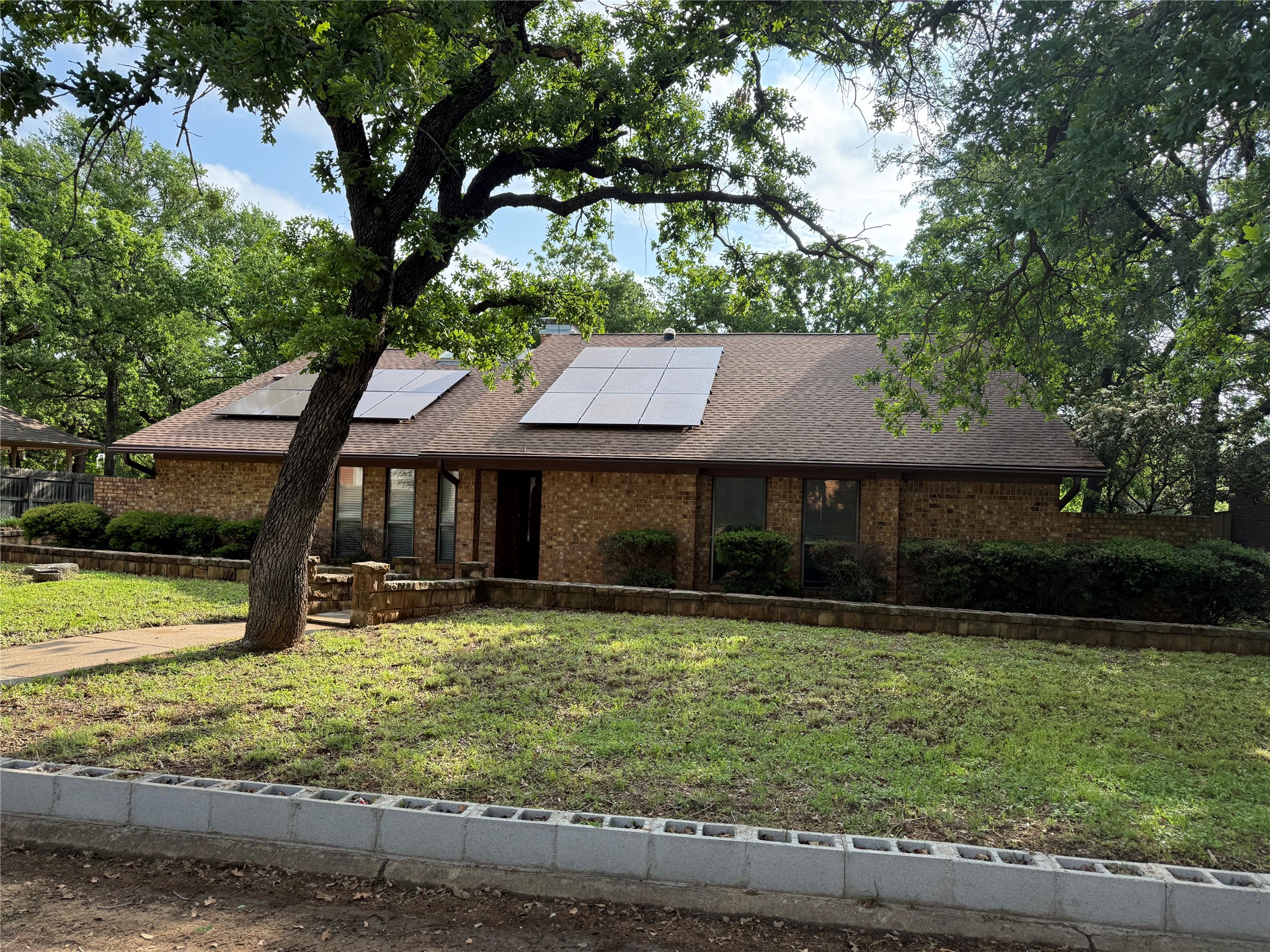 703 E Murco Drive Mineral Wells TX 76067