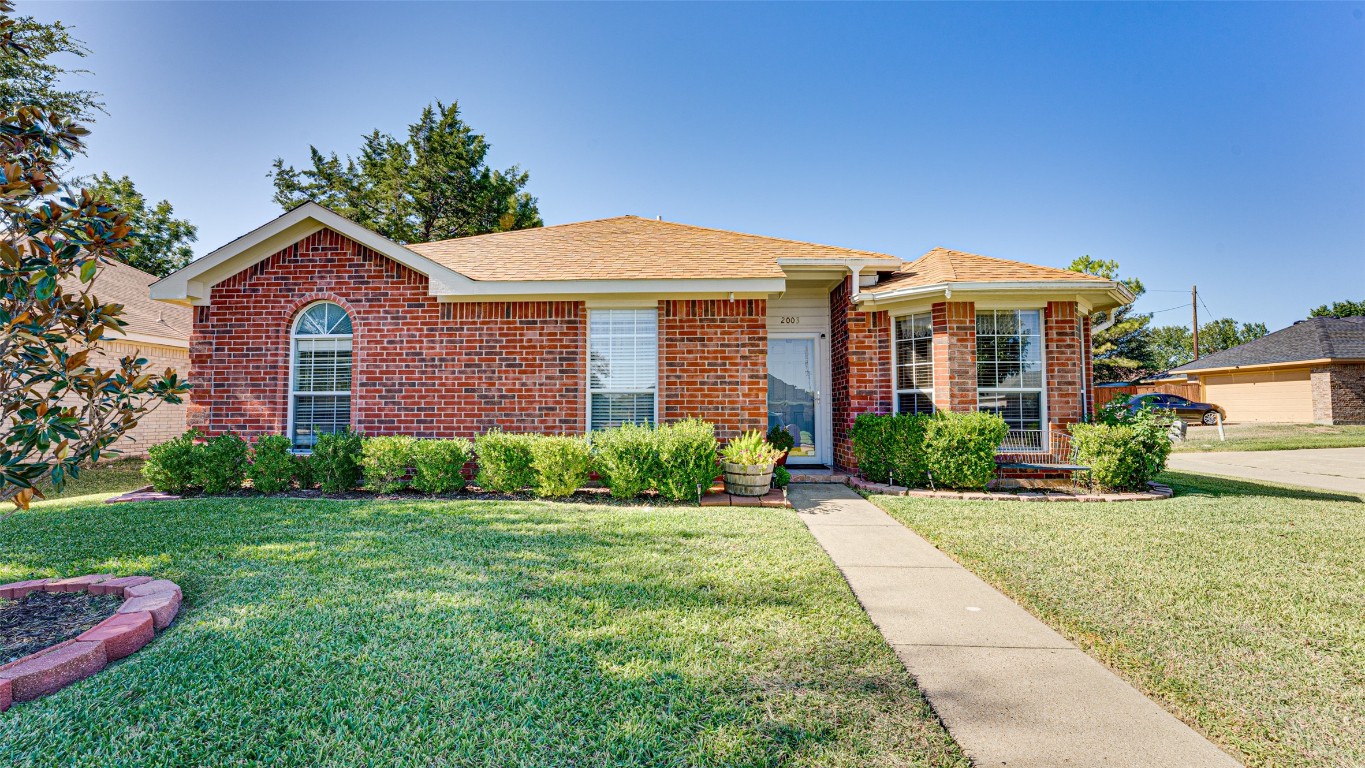 2003 Tallahassee Drive Ennis TX 75119
