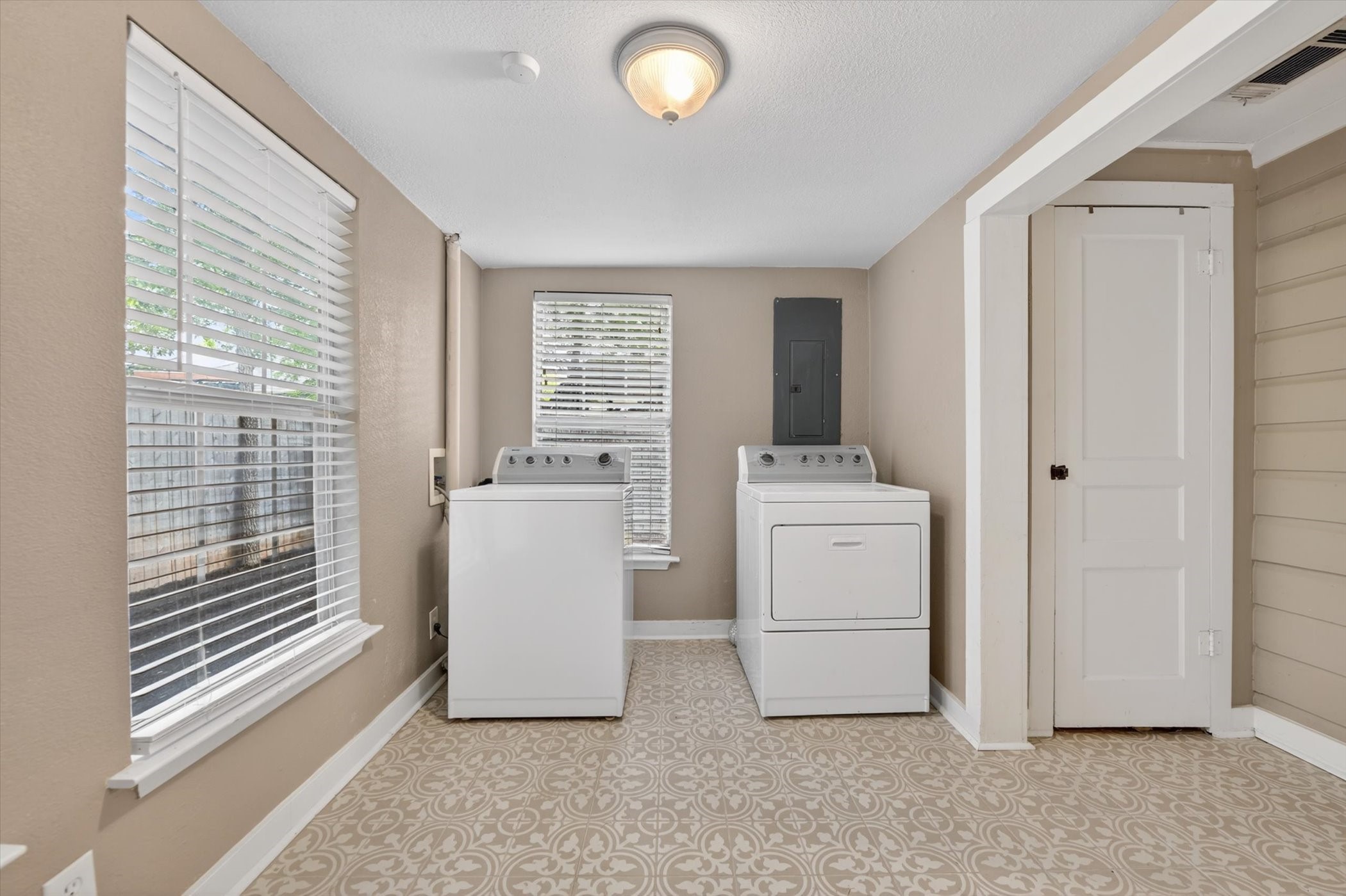 509 W Erwin Avenue Mckinney TX 75069