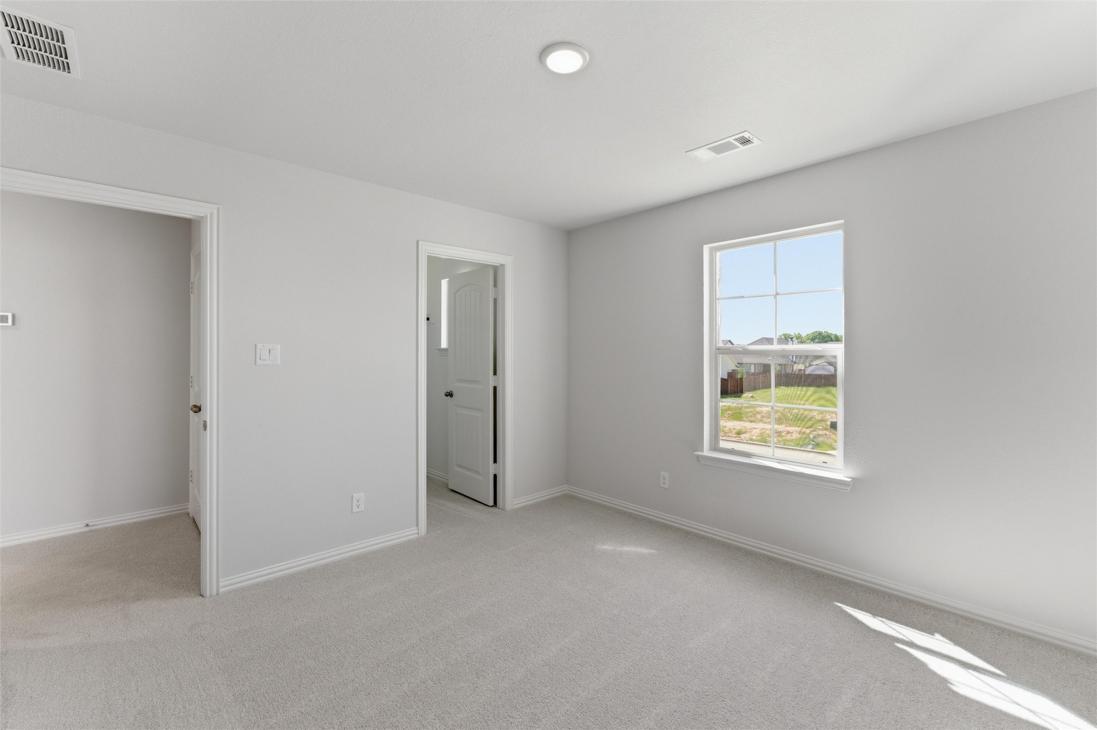 1237 Sabine River Lane Springtown TX 76082