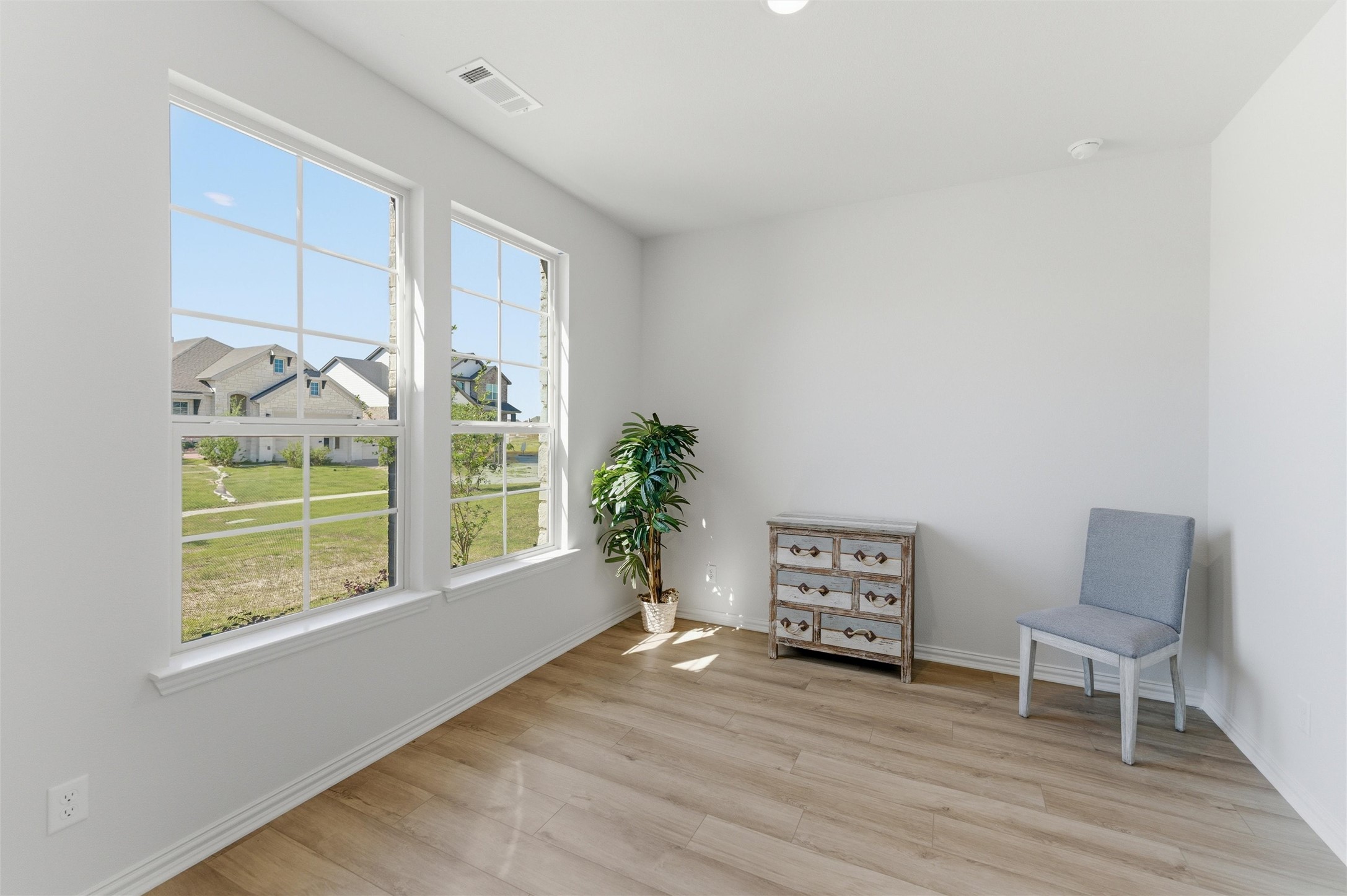 1237 Sabine River Lane Springtown TX 76082