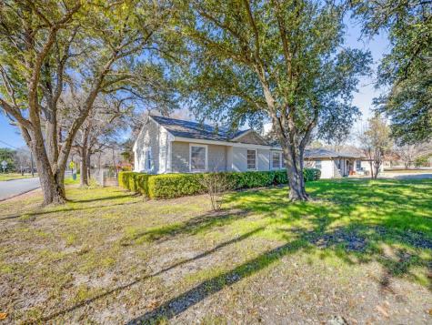 504 N Bryant Avenue Sherman TX 75092