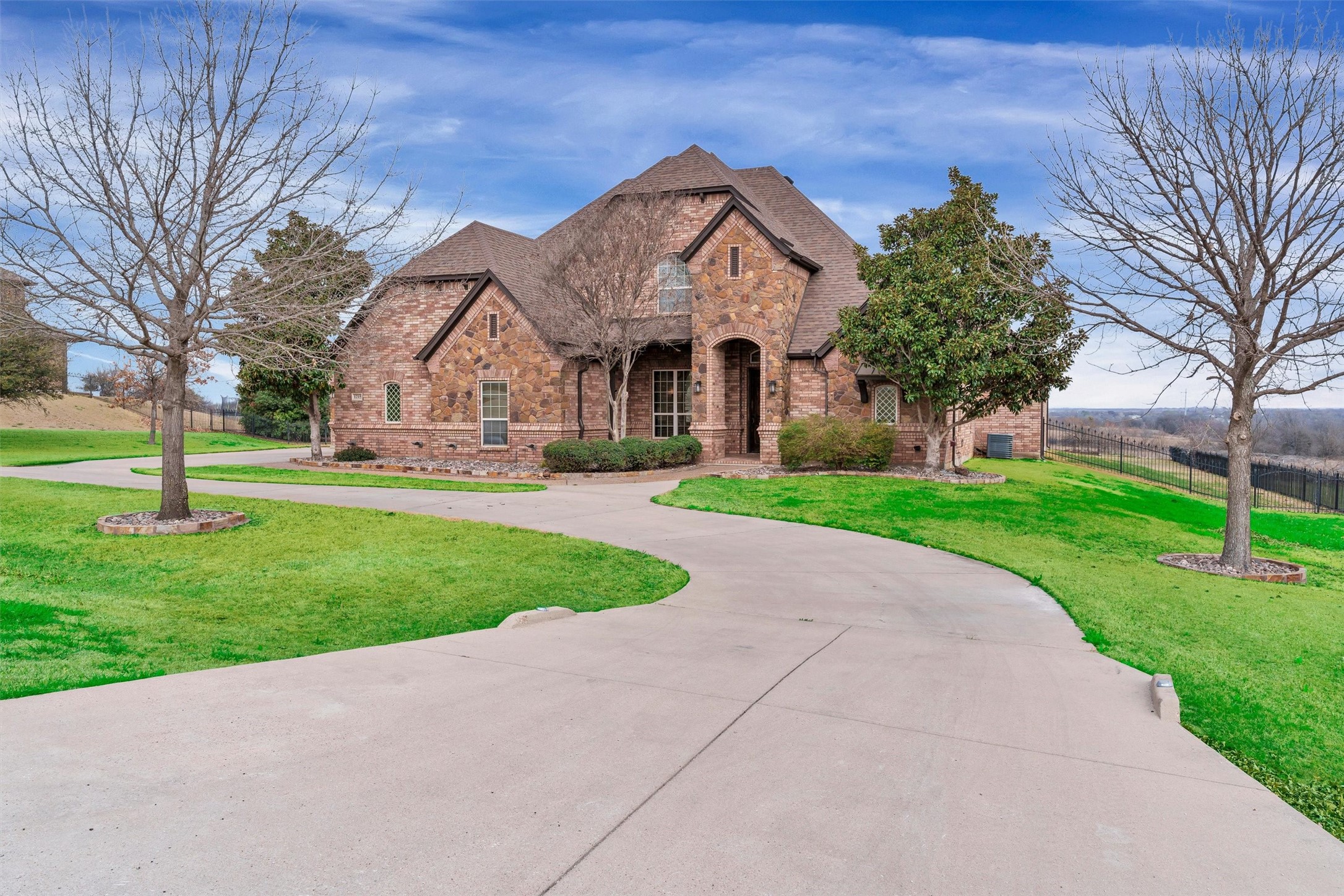 1215 Meredith Creek Lane Fort Worth TX 76179