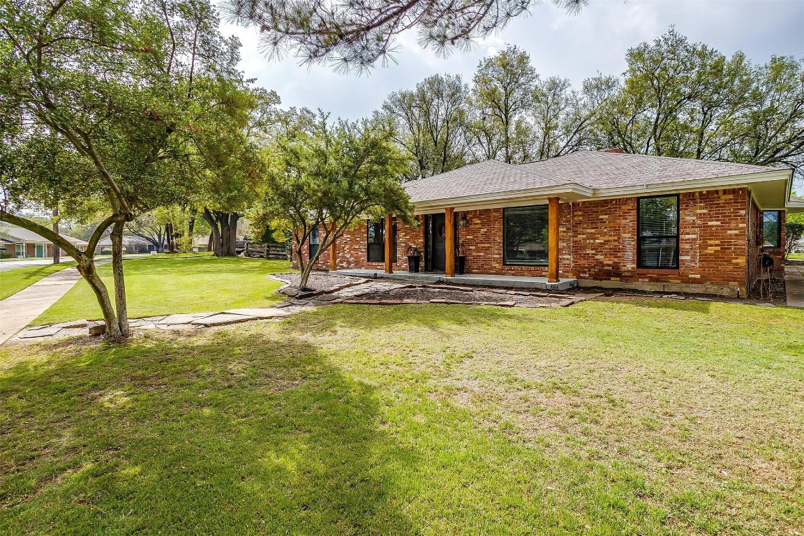 1800 Hilltop Lane Pantego TX 76013