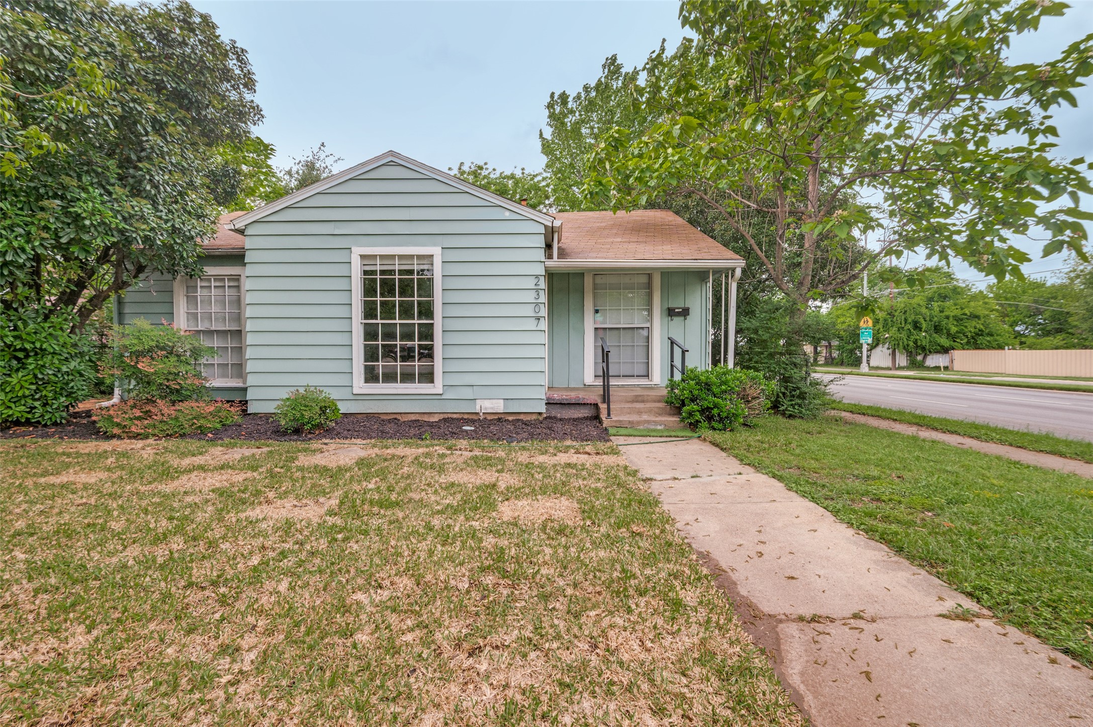 2307 Idaho Avenue Dallas TX 75216