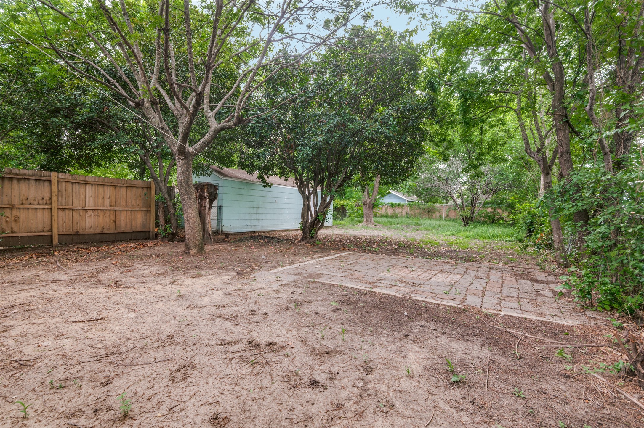 2307 Idaho Avenue Dallas TX 75216