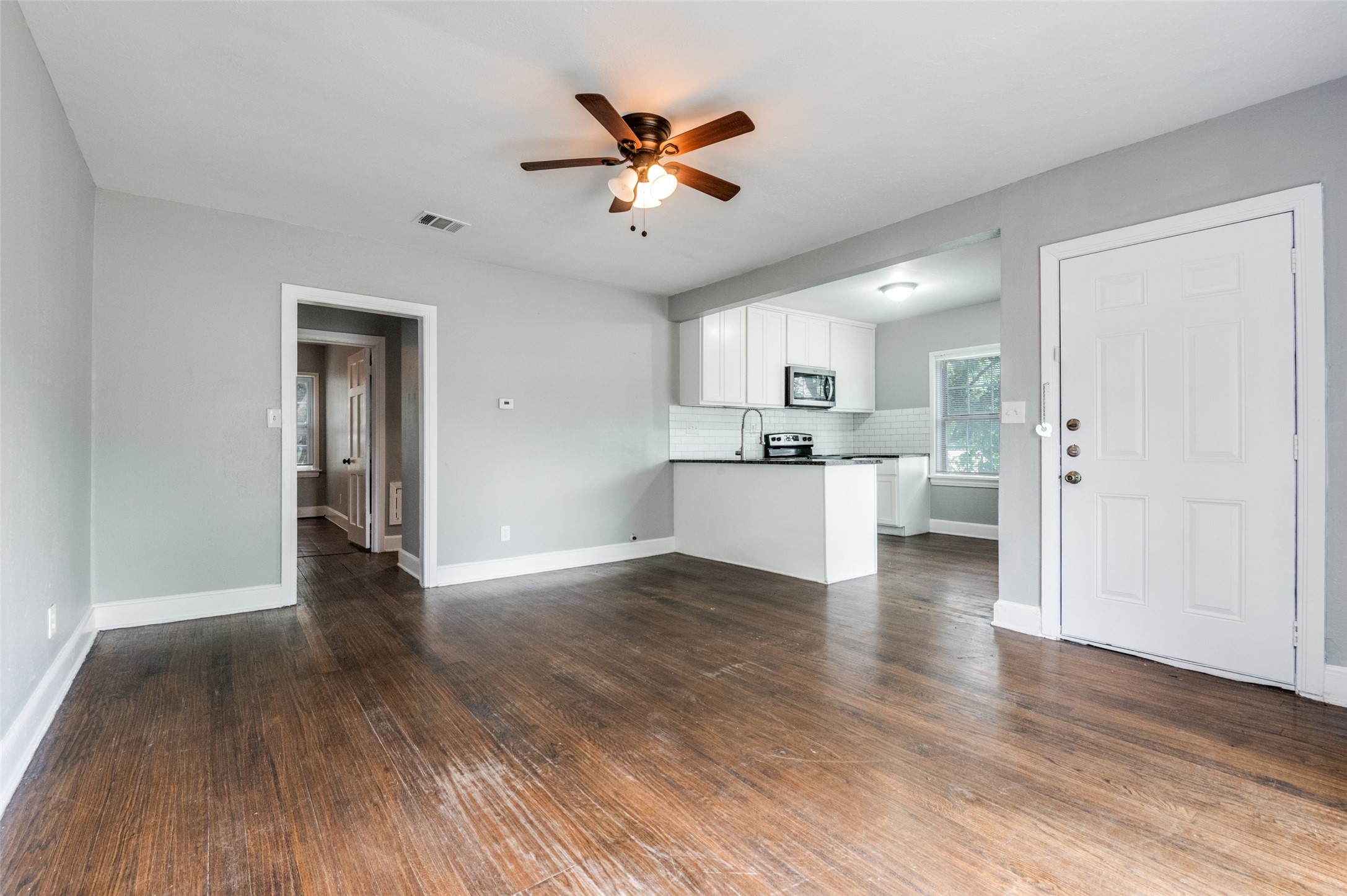 2307 Idaho Avenue Dallas TX 75216