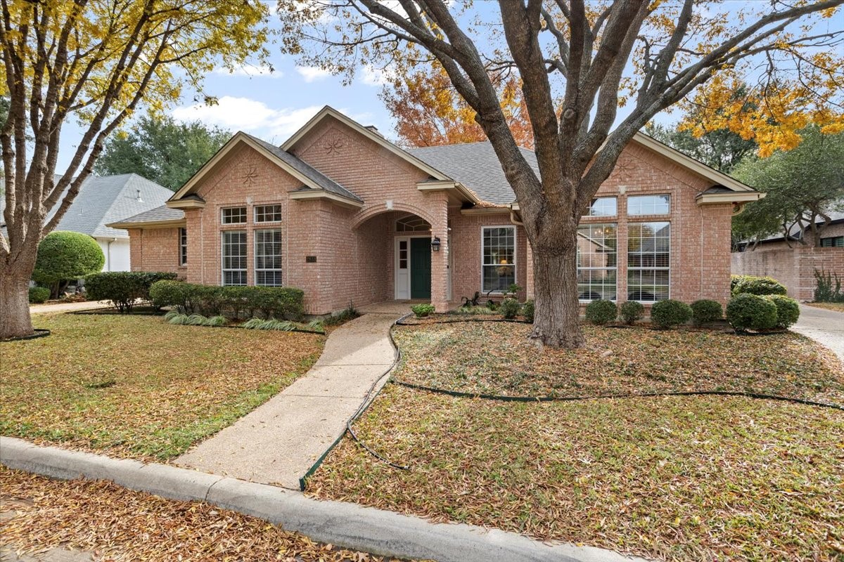2833 Manorwood Trail Fort Worth TX 76109