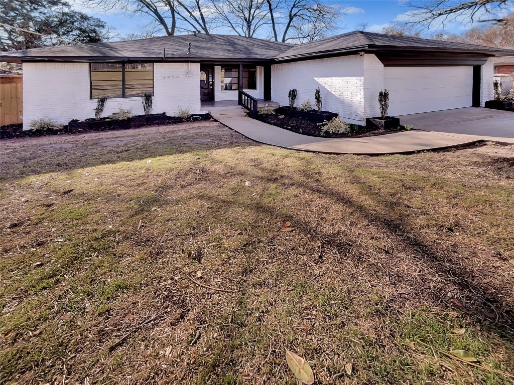 2454 El Cerrito Drive Dallas TX 75228