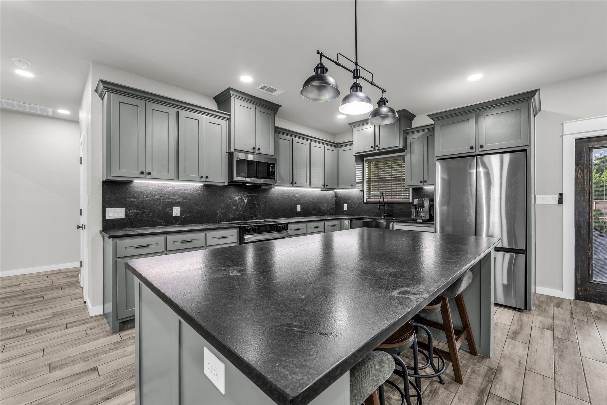 1004 Woodcock Drive Robinson TX 76706