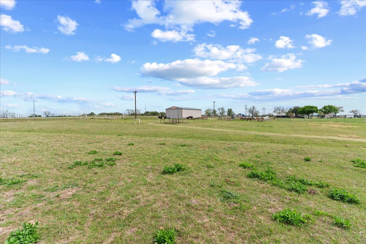 806 Dennis Road Weatherford TX 76087