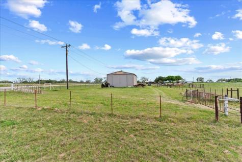 806 Dennis Road Weatherford TX 76087