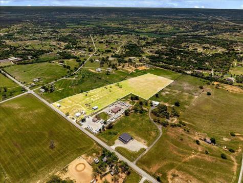 806 Dennis Road Weatherford TX 76087