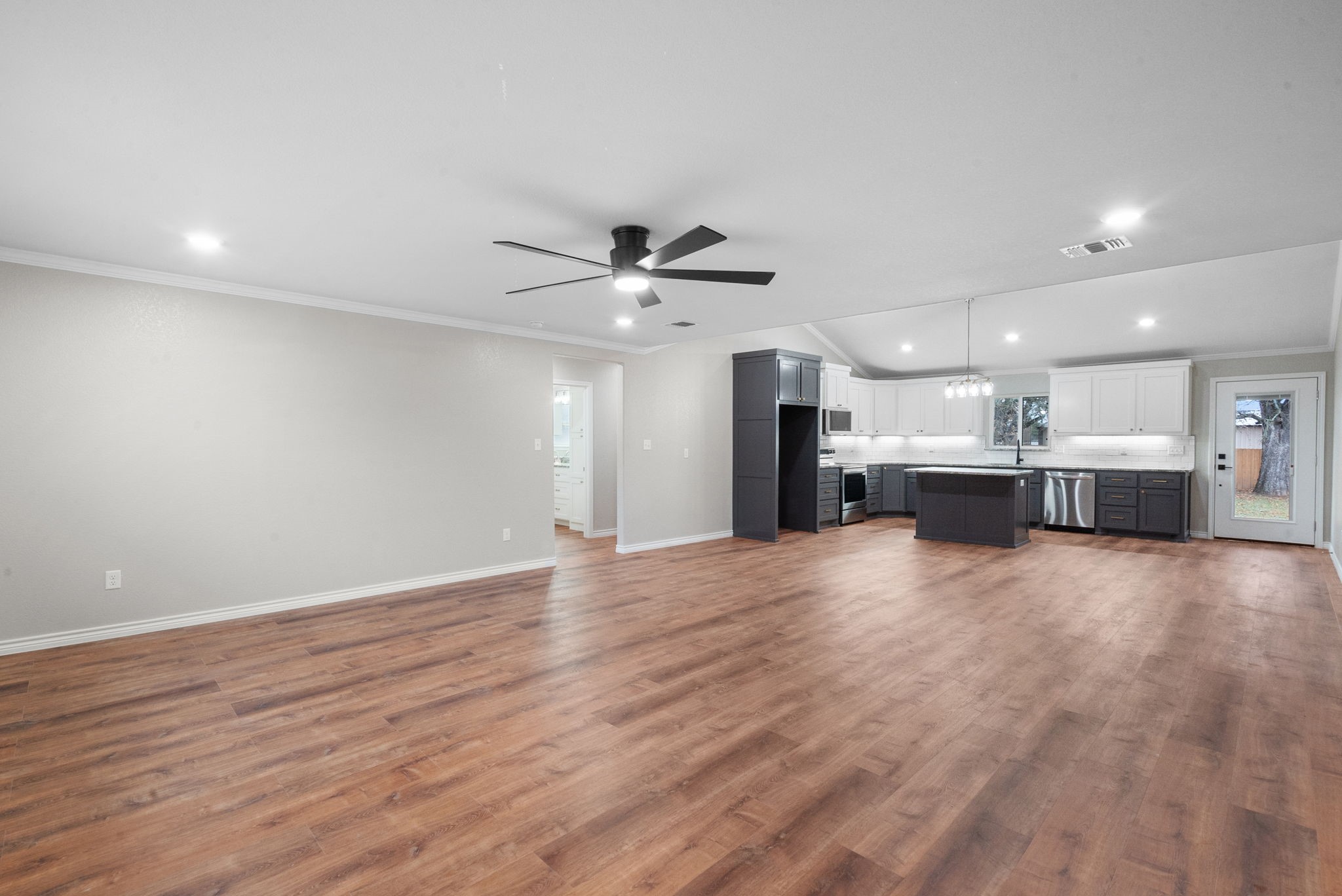 1937 N Dale Avenue Stephenville TX 76401