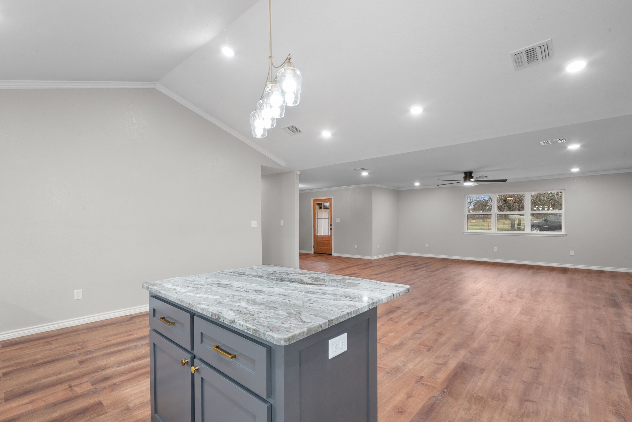 1937 N Dale Avenue Stephenville TX 76401