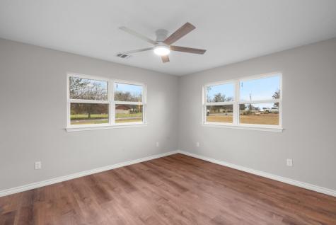 1937 N Dale Avenue Stephenville TX 76401