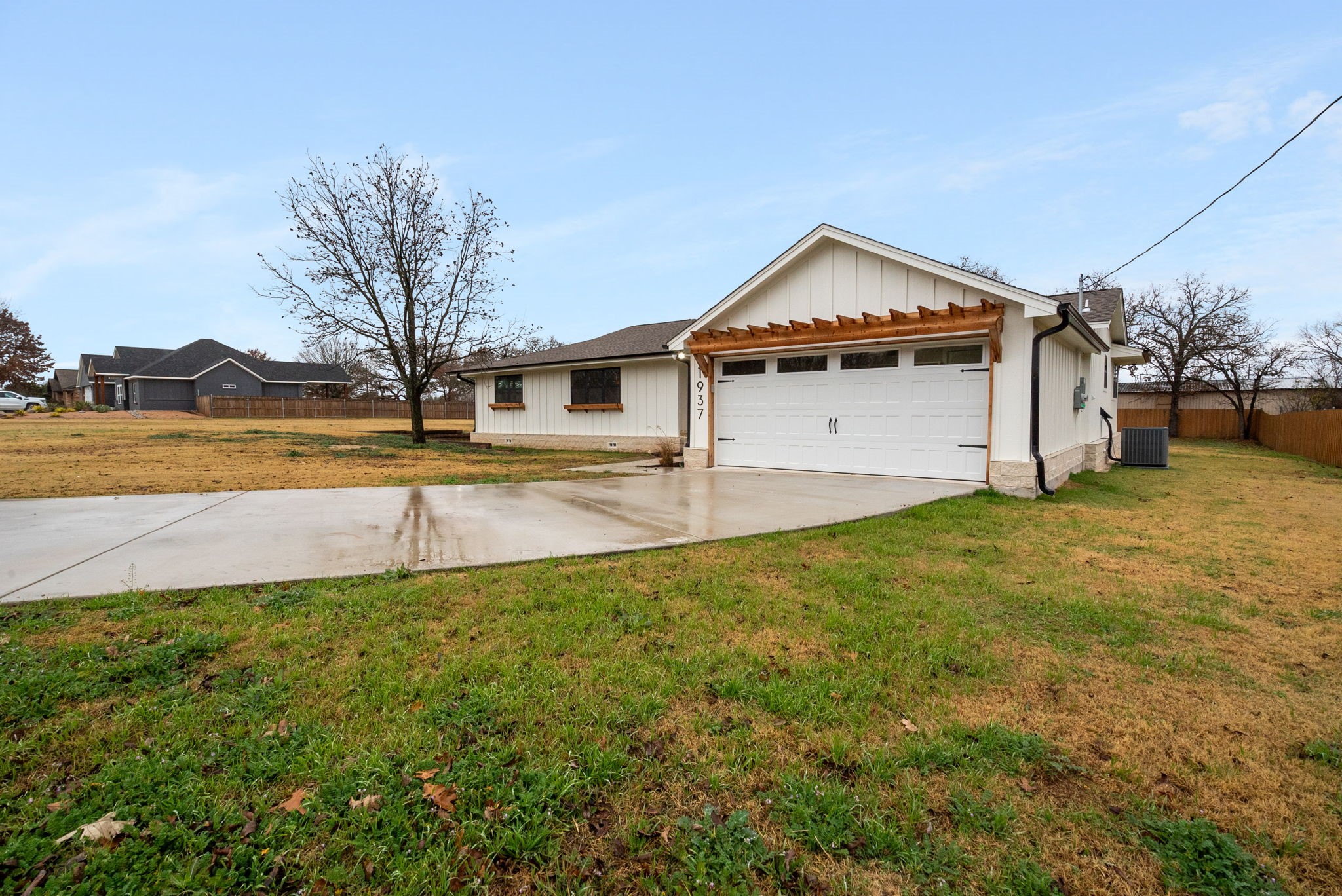 1937 N Dale Avenue Stephenville TX 76401