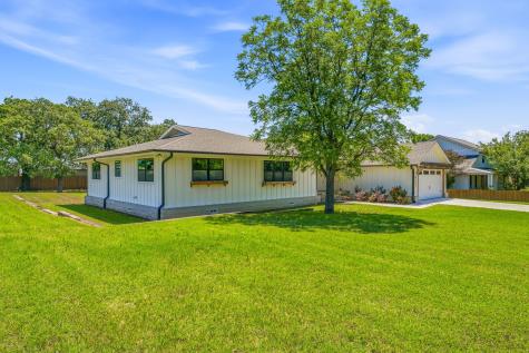 1937 N Dale Avenue Stephenville TX 76401