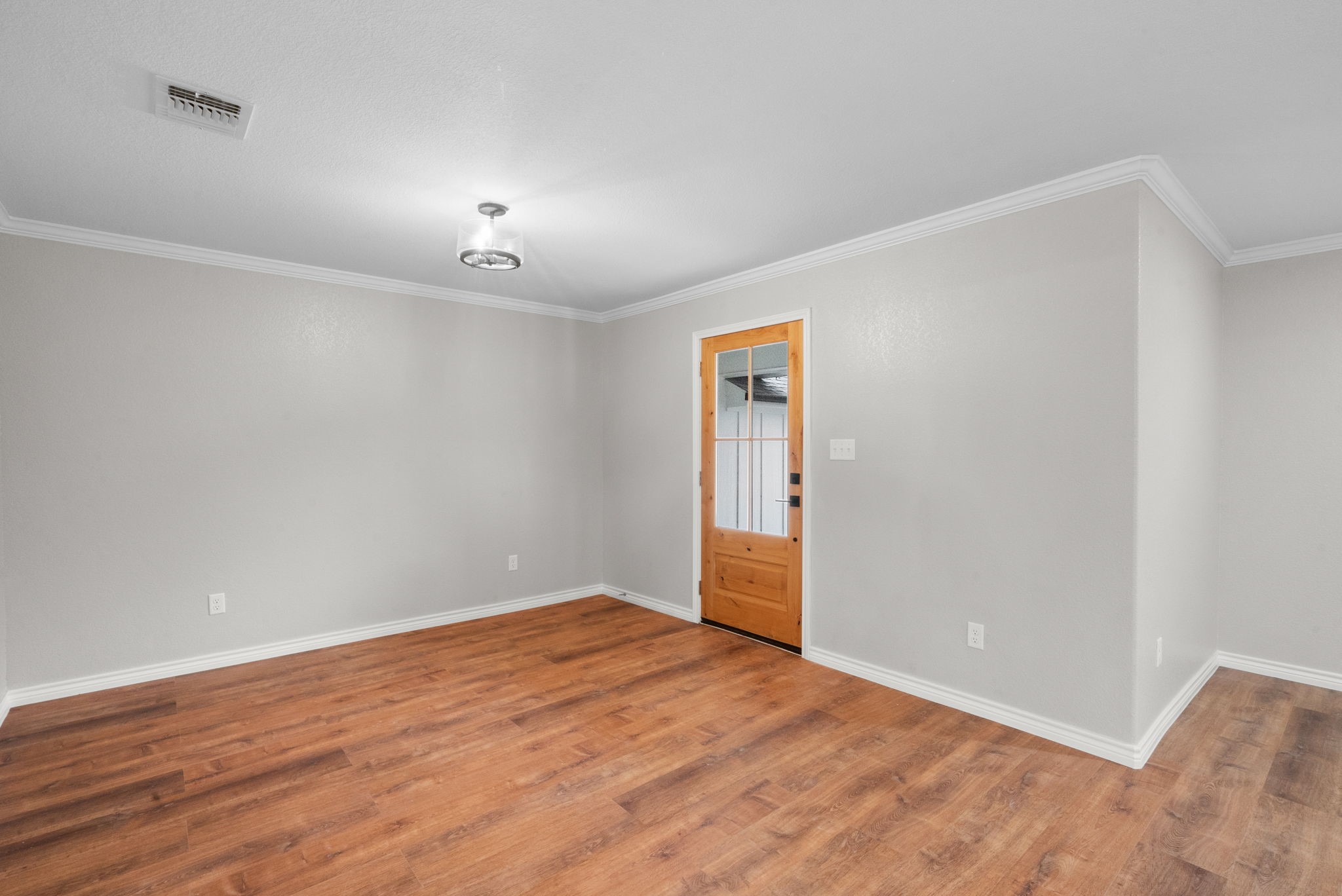 1937 N Dale Avenue Stephenville TX 76401