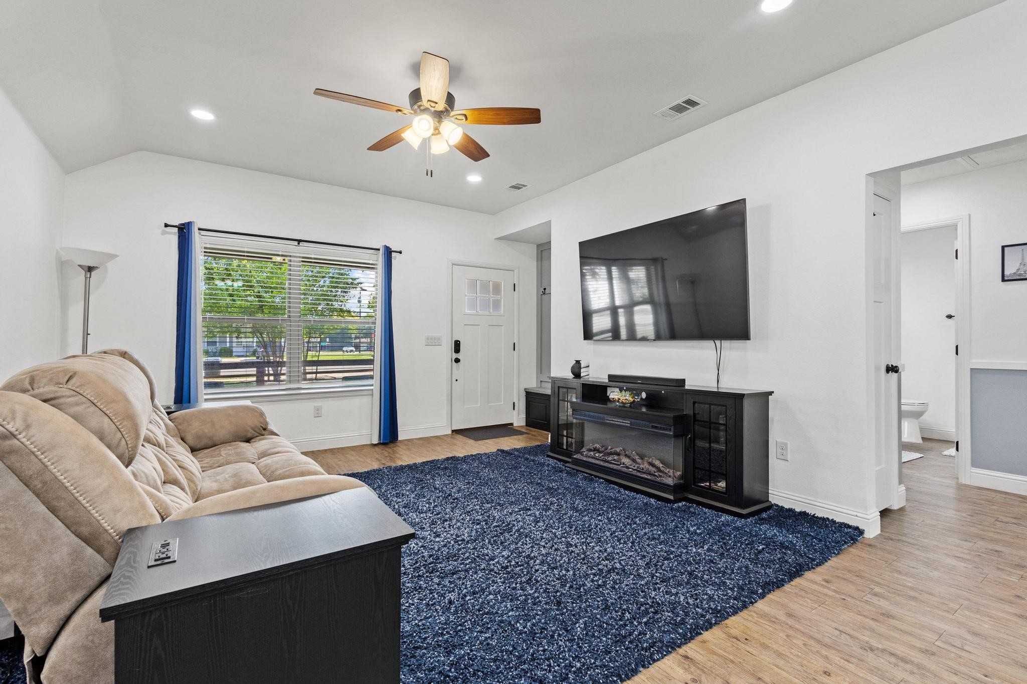 1031 W Gandy Street Denison TX 75020
