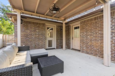 1031 W Gandy Street Denison TX 75020