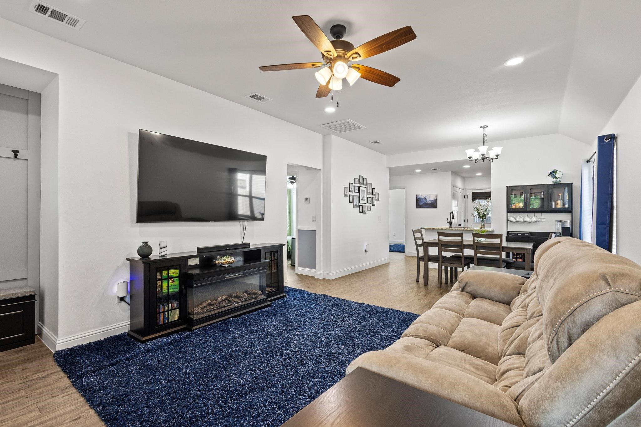 1031 W Gandy Street Denison TX 75020