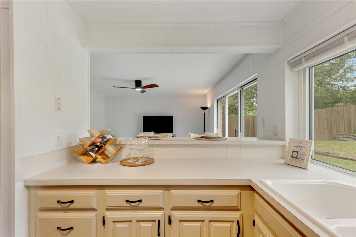 2538 Via Avenida Carrollton TX 75006