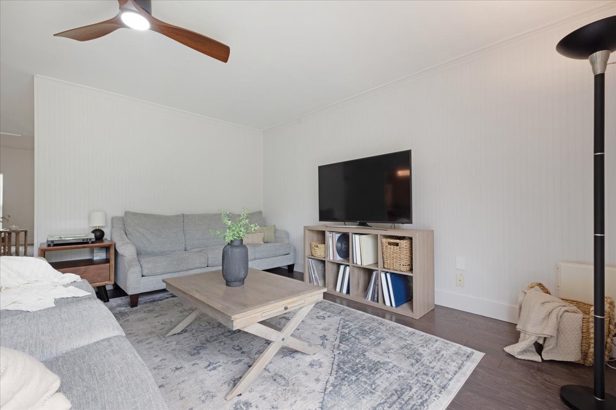 2538 Via Avenida Carrollton TX 75006