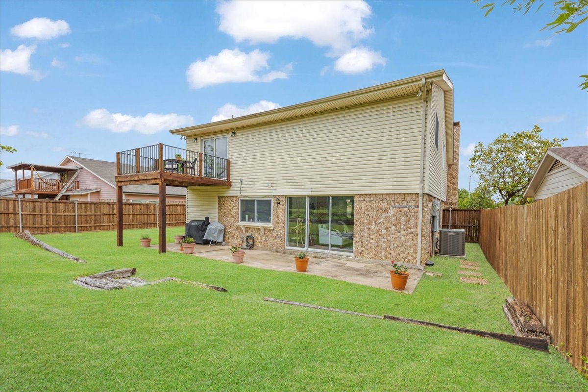 2538 Via Avenida Carrollton TX 75006