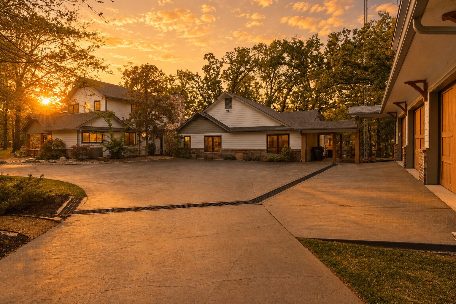692 Private Road 5937 Emory TX 75440