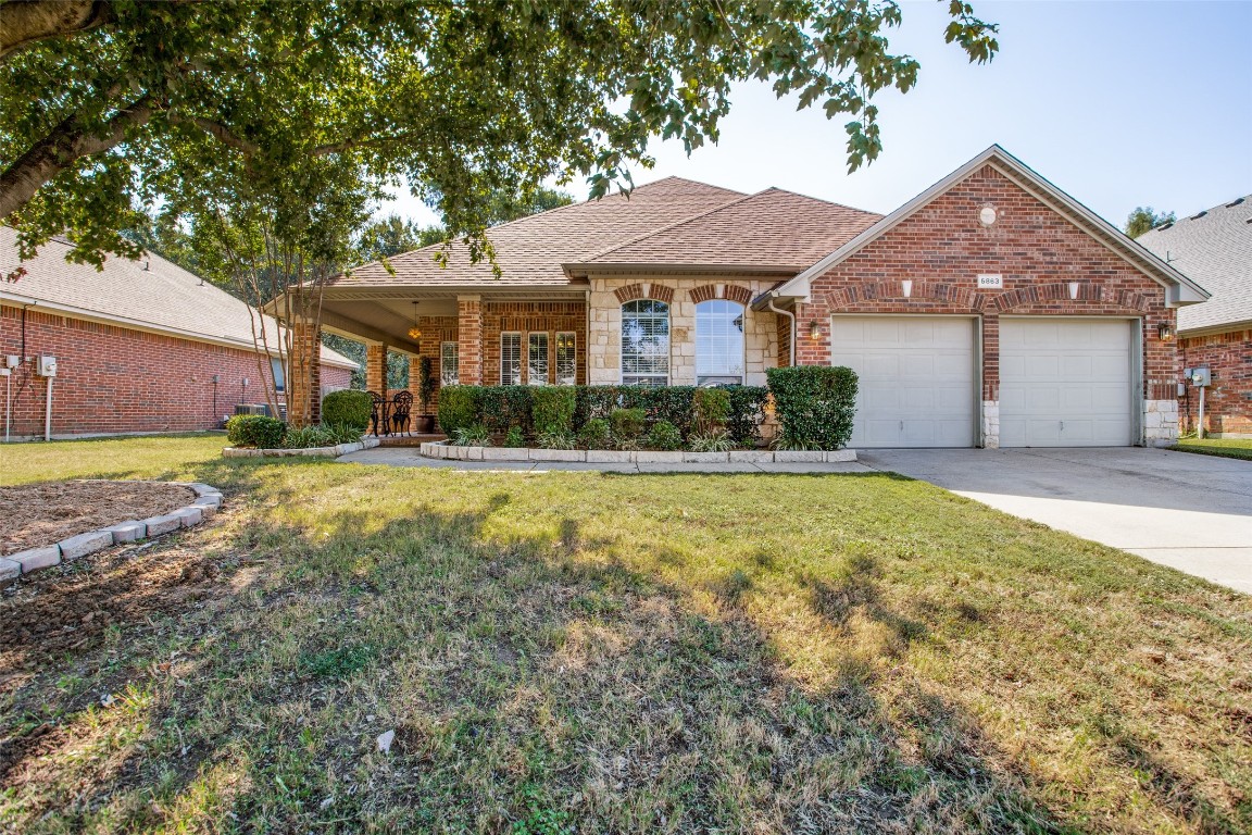 5863 Grayco Drive Grand Prairie TX 75052