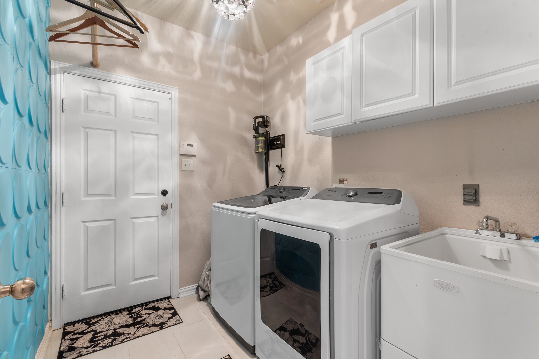 216 Orchard Park Court Mckinney TX 75071