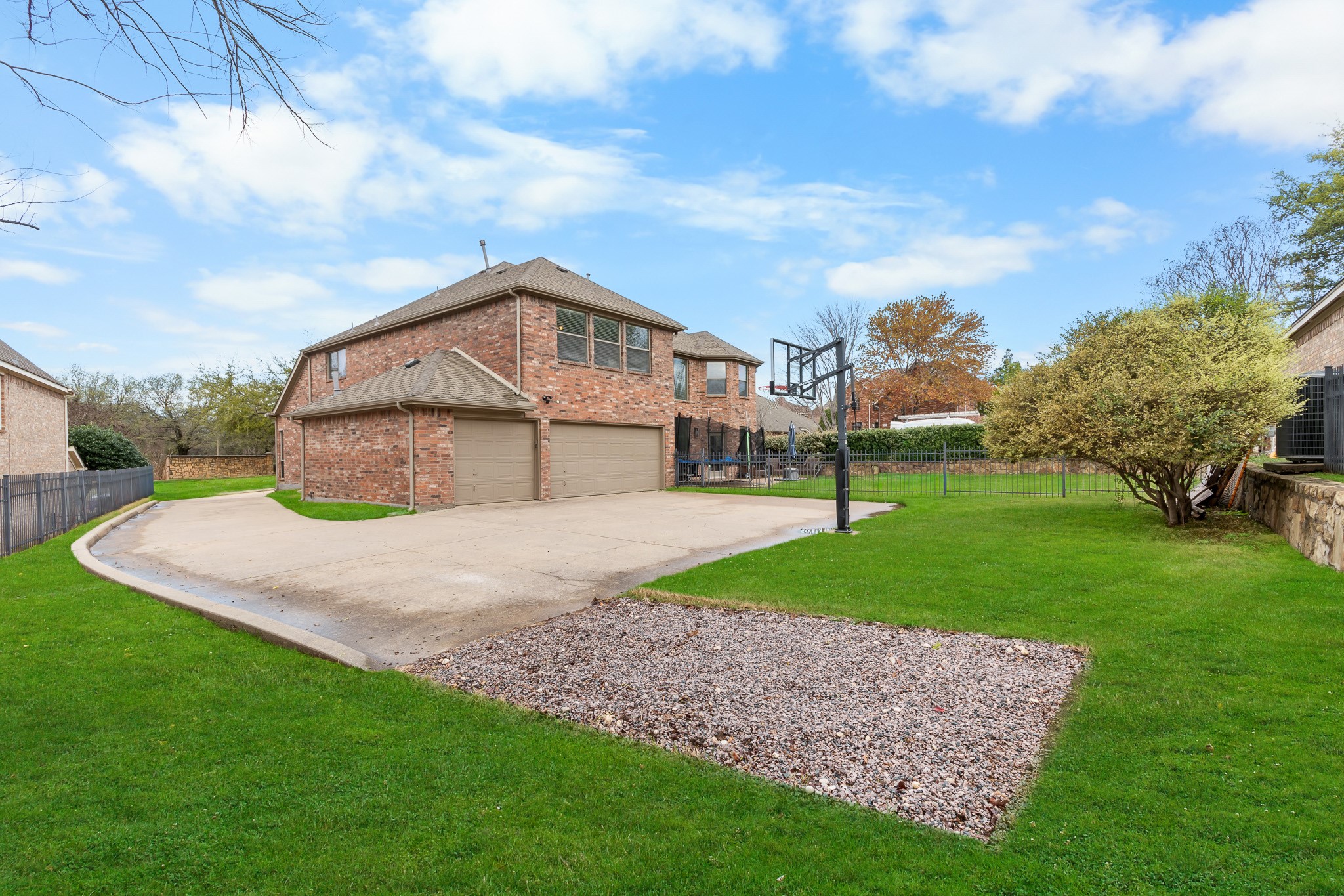 216 Orchard Park Court Mckinney TX 75071
