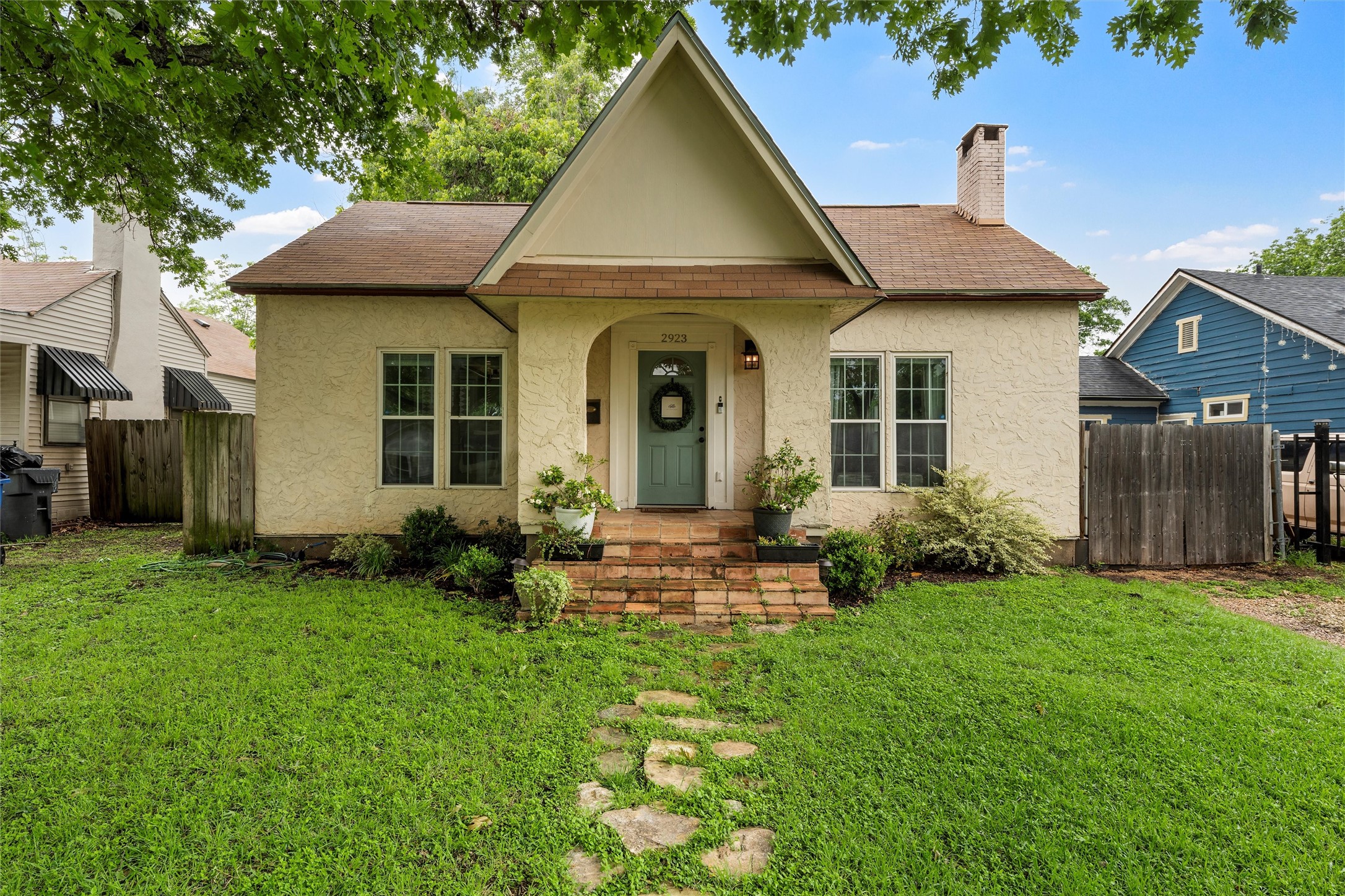 2923 Live Oak Avenue Waco TX 76708