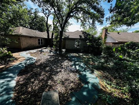 2511 Tanglewood Drive Grapevine TX 76051