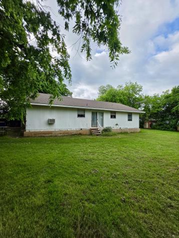 417 W Huffman Street Krum TX 76249