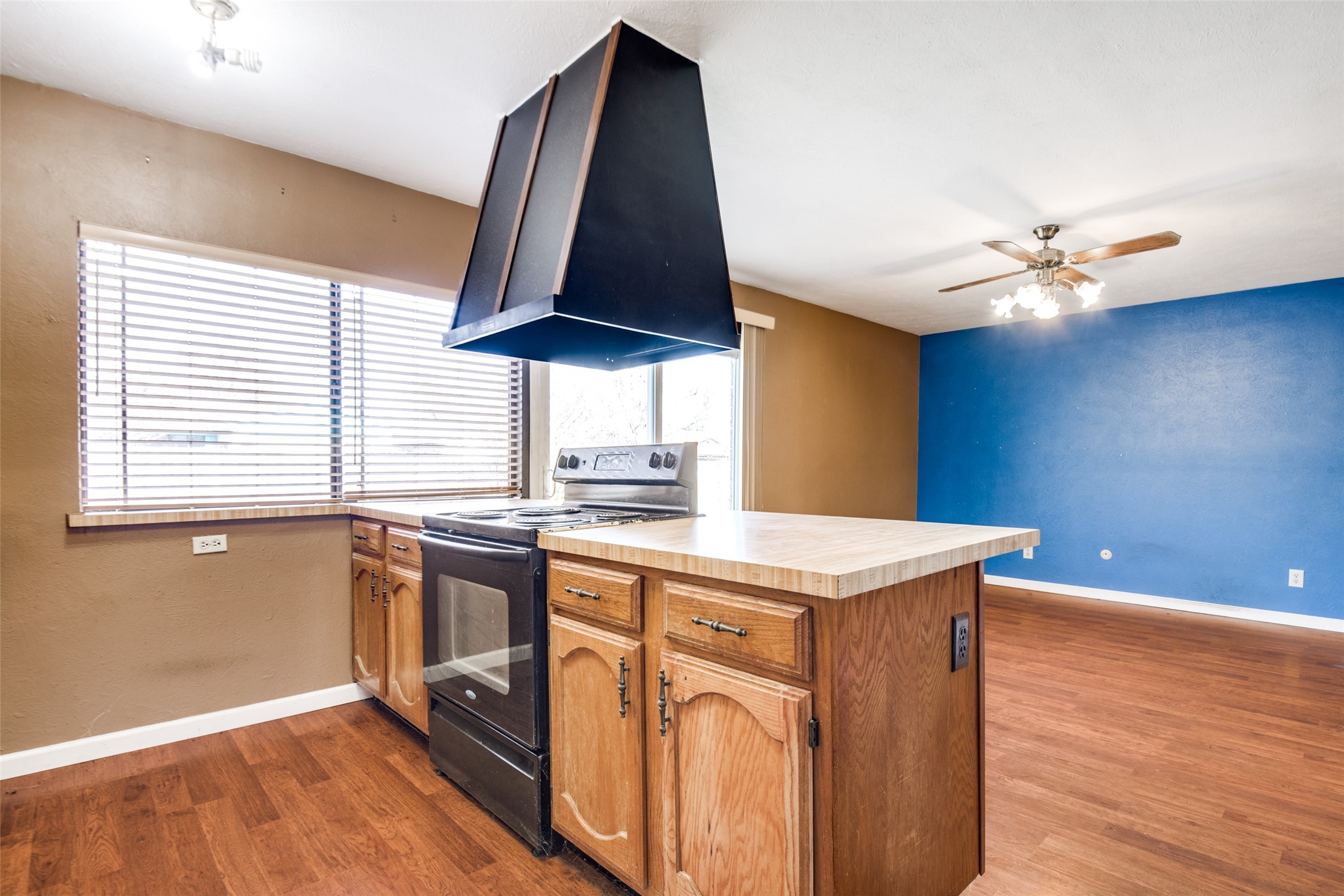 2953 San Diego Drive Dallas TX 75228