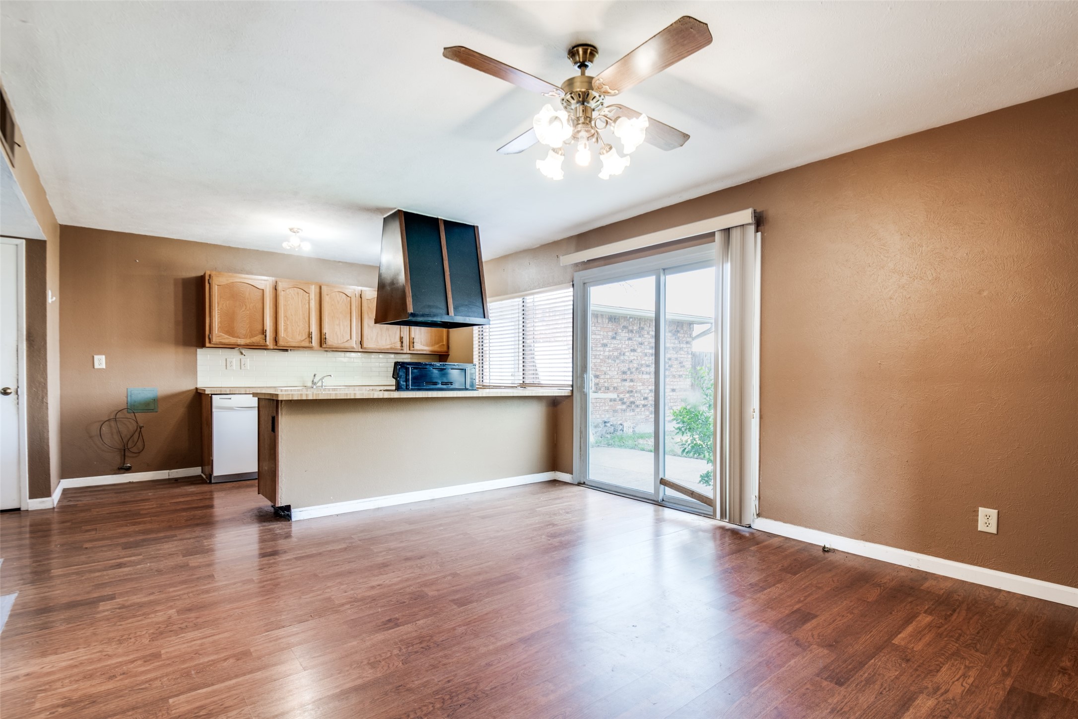 2953 San Diego Drive Dallas TX 75228