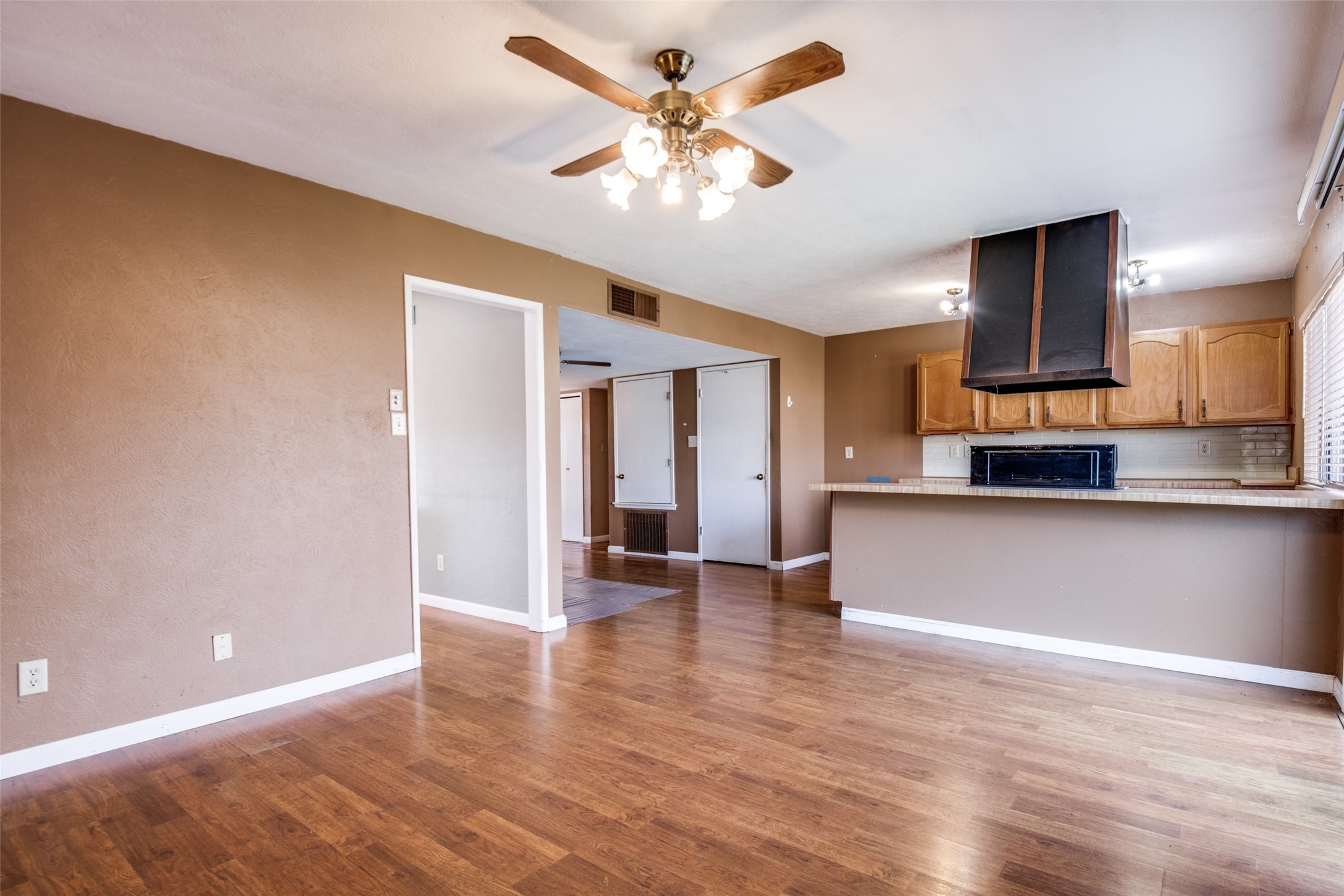 2953 San Diego Drive Dallas TX 75228