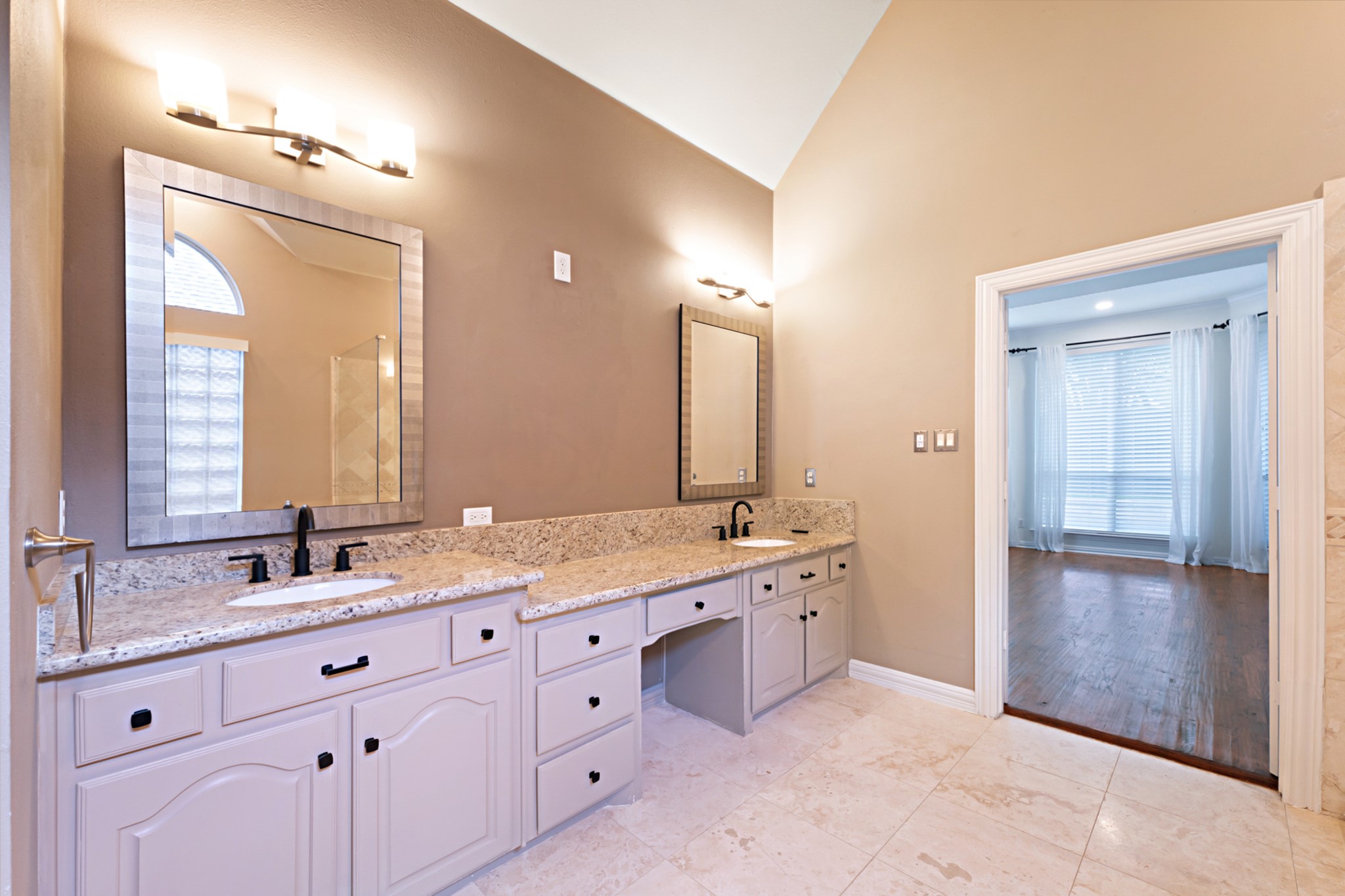 3406 Oakleaf Lane Richardson TX 75082