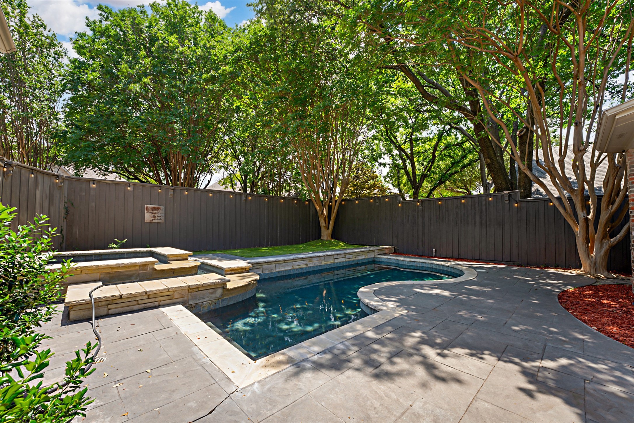 3406 Oakleaf Lane Richardson TX 75082