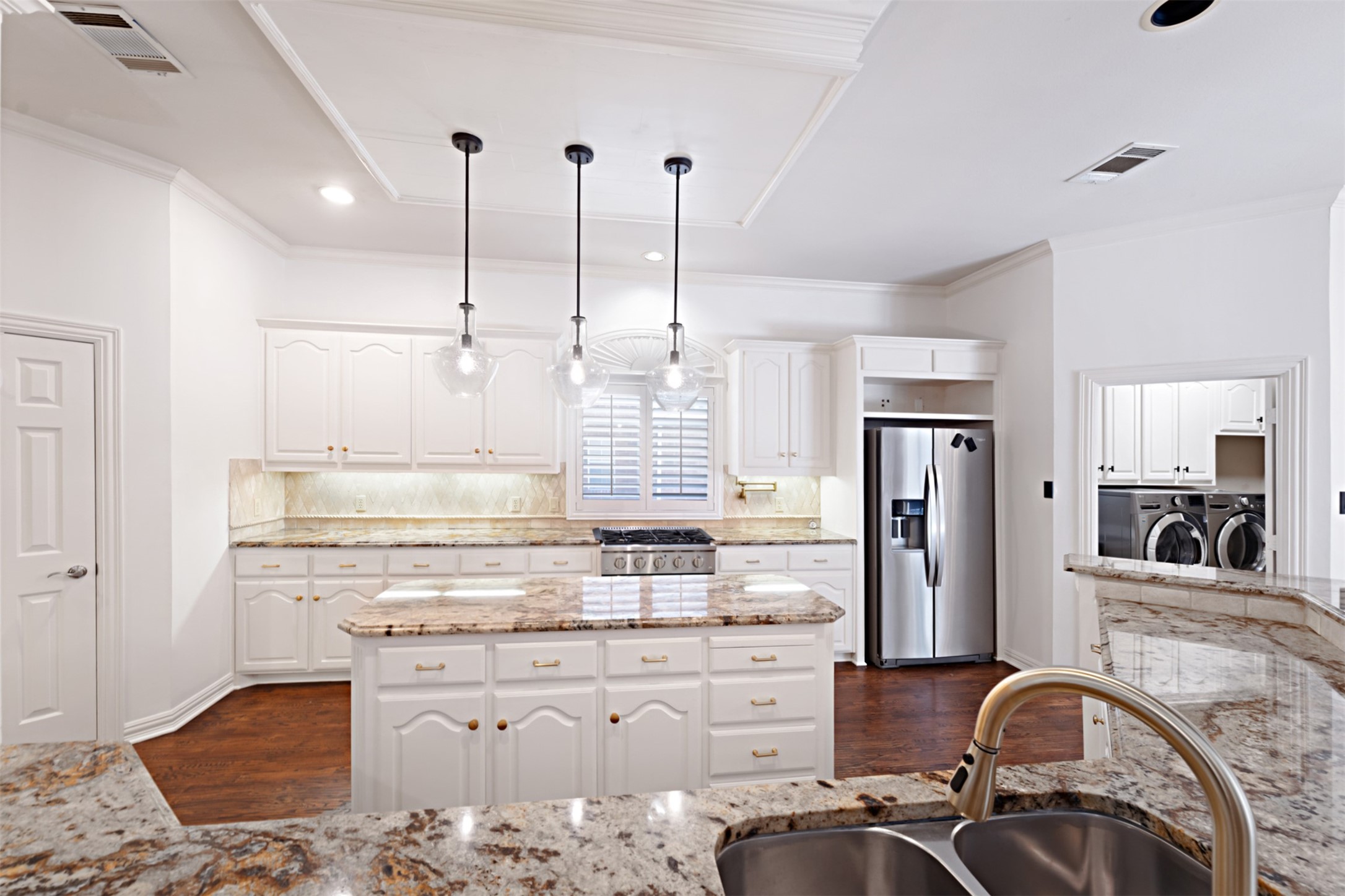 3406 Oakleaf Lane Richardson TX 75082