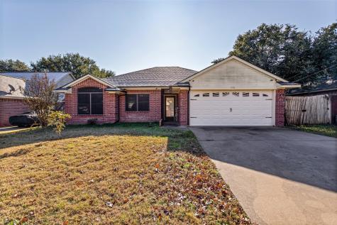1519 Hayloft Lane Granbury TX 76048