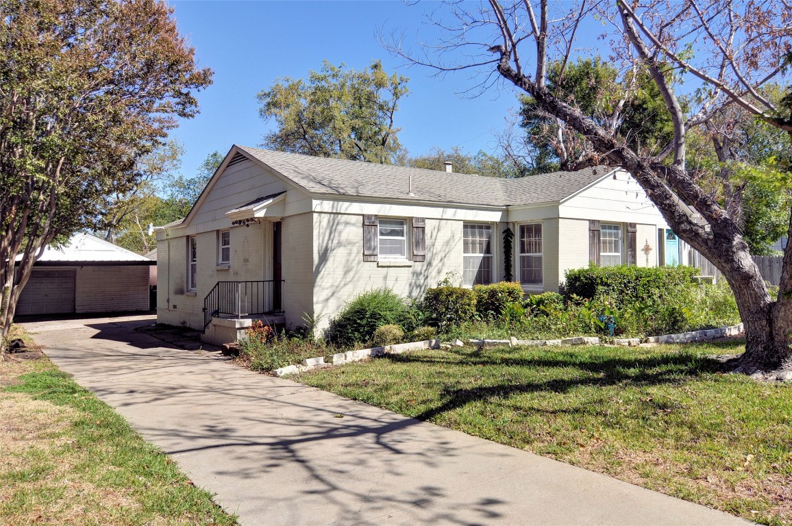 3412 Cloer Drive Fort Worth TX 76109