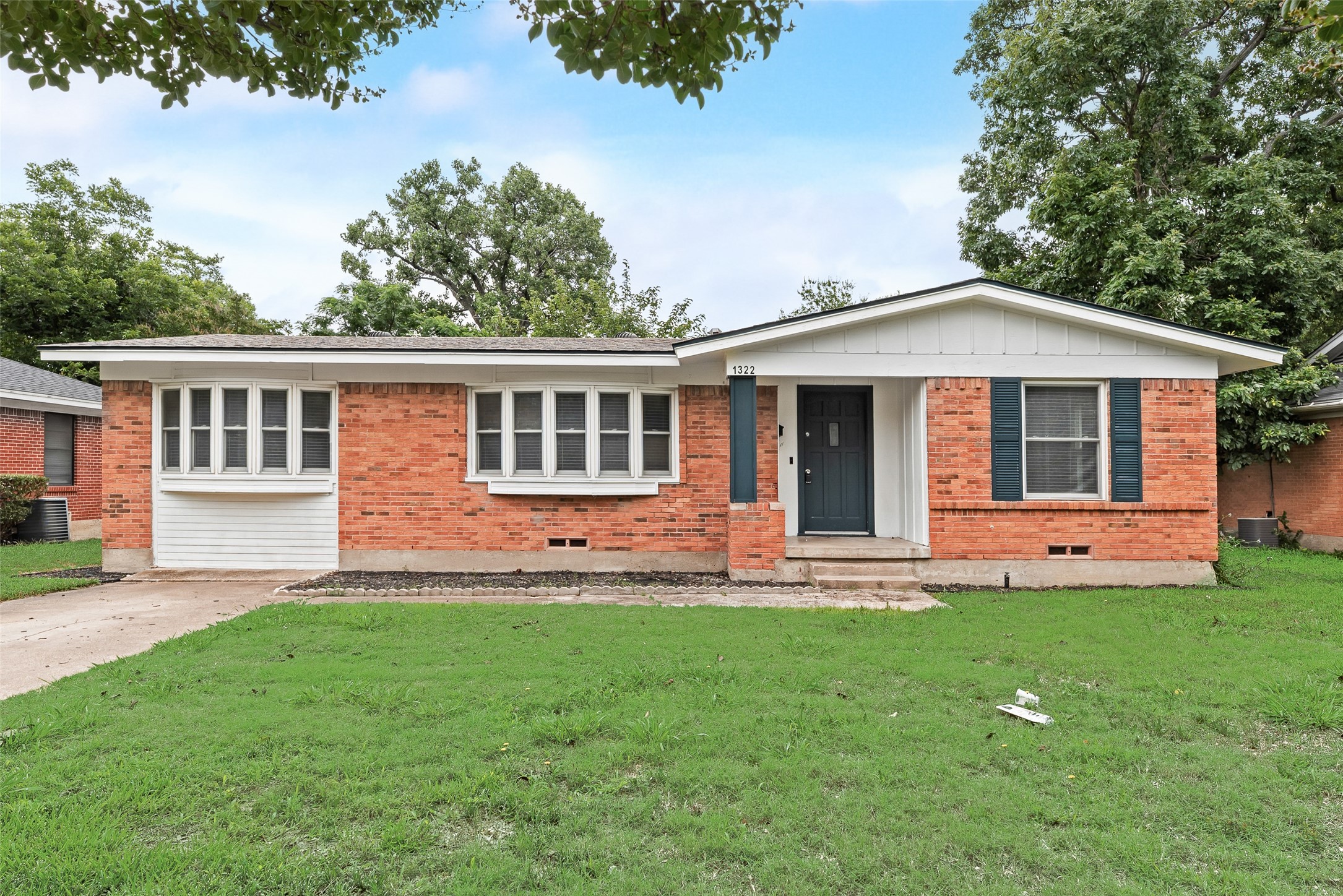 1322 Bluebird Lane Garland TX 75042