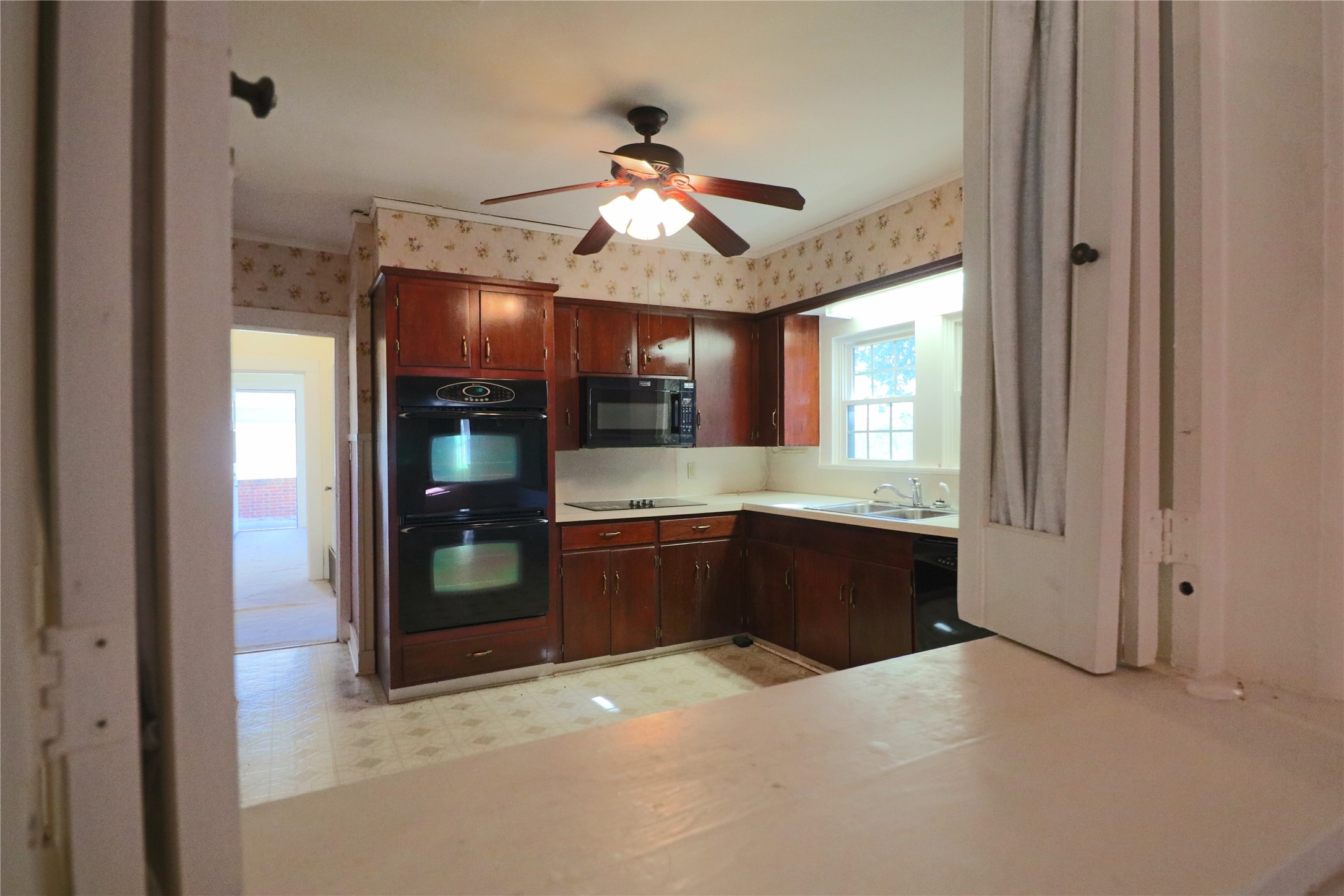 1825 Fm 27 W Wortham TX 76693